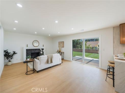 938  Oakcrest  , Brea, CA