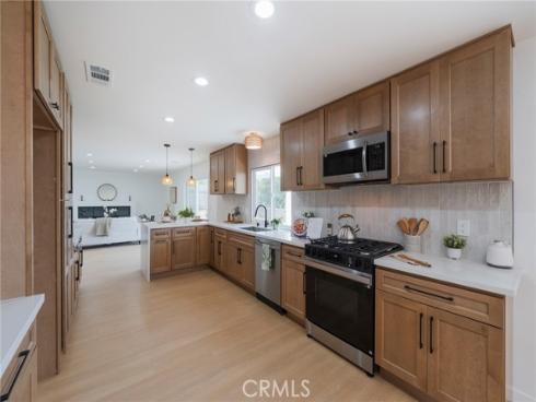 938  Oakcrest  , Brea, CA