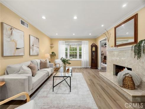 415 W Acacia , Brea, CA