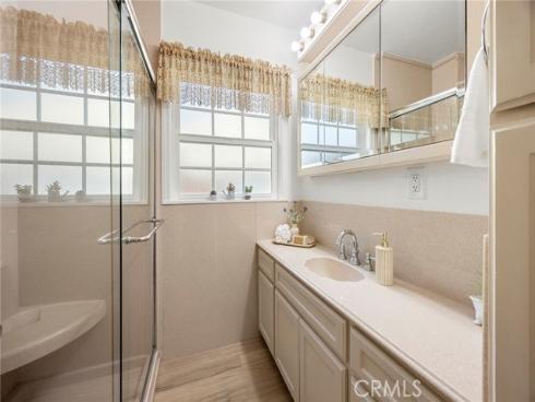 415 W Acacia , Brea, CA