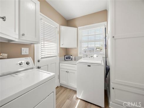 415 W Acacia , Brea, CA