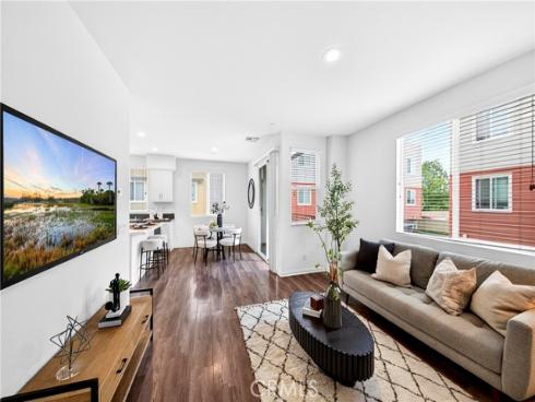 156 N Orange  , Brea, CA