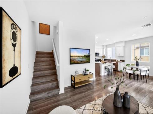 156 N Orange  , Brea, CA