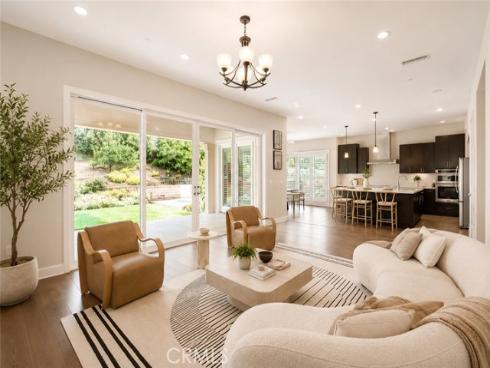 2425 E Kern River , Brea, CA