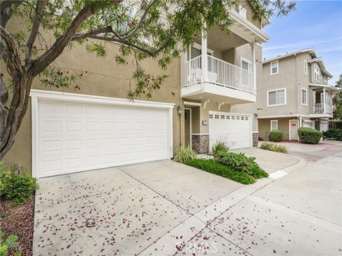 118 N Orange Avenue, Brea, CA