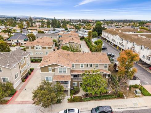 118 N Orange Avenue, Brea, CA