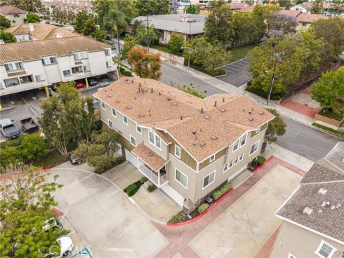 118 N Orange Avenue, Brea, CA