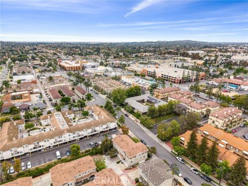 118 N Orange Avenue, Brea, CA