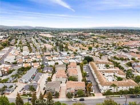 118 N Orange Avenue, Brea, CA