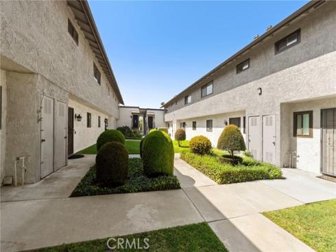636 East Birch D Street, Brea, CA
