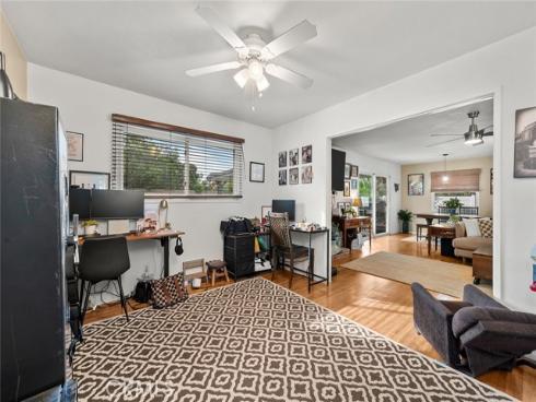 375 Cedar , Brea, CA