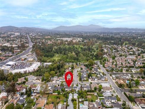 375 Cedar , Brea, CA