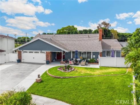 325 Delphia Avenue, Brea, CA