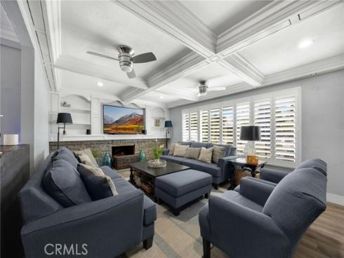 325 Delphia Avenue, Brea, CA