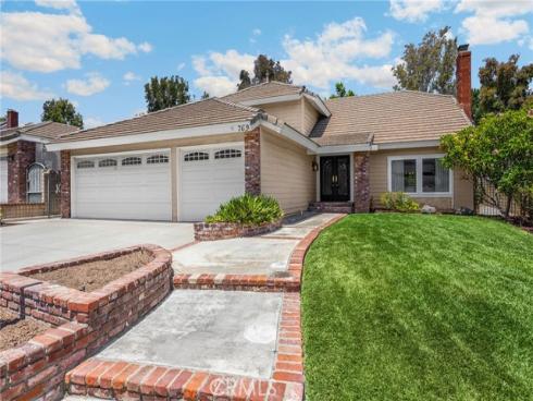 769 Oak Knoll Street, Brea, CA