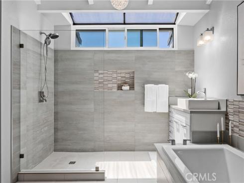 948 Malibu Canyon , Brea, CA