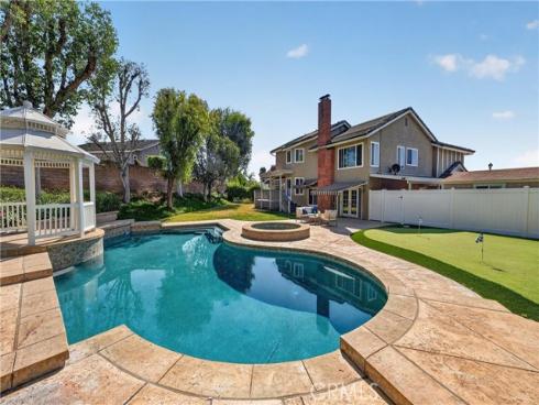2935 Bluebell Ave , Brea, CA
