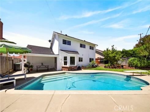 841 Candlewood Street, Brea, CA