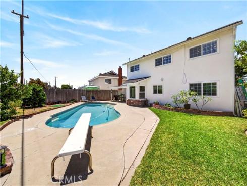 841 Candlewood Street, Brea, CA
