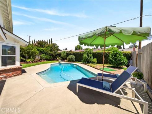 841 Candlewood Street, Brea, CA