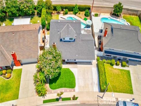 841 Candlewood Street, Brea, CA