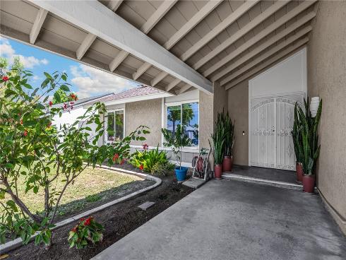462  Castlegate  , Brea, CA
