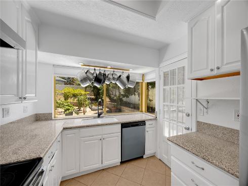 462  Castlegate  , Brea, CA