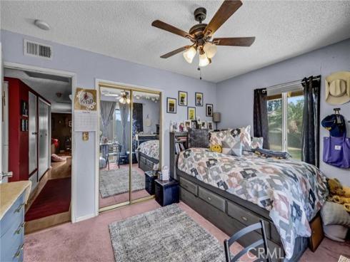 915 Carlson , Brea, CA
