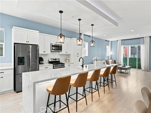 435 Village , Brea, CA