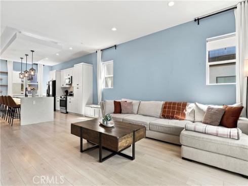 435 Village , Brea, CA
