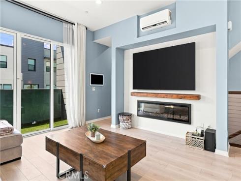 435 Village , Brea, CA
