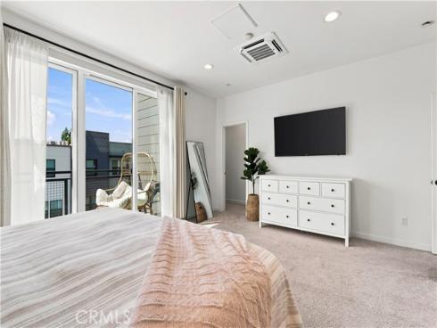 435 Village , Brea, CA