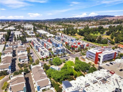 435  Village  , Brea, CA