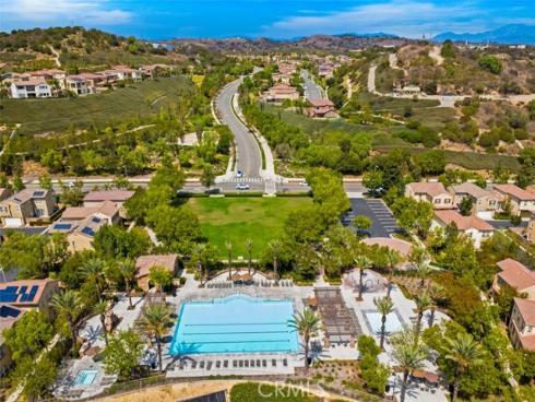 2709  Alamitos   Road, Brea, CA