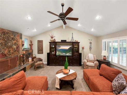 1321 N Puente Street, Brea, CA