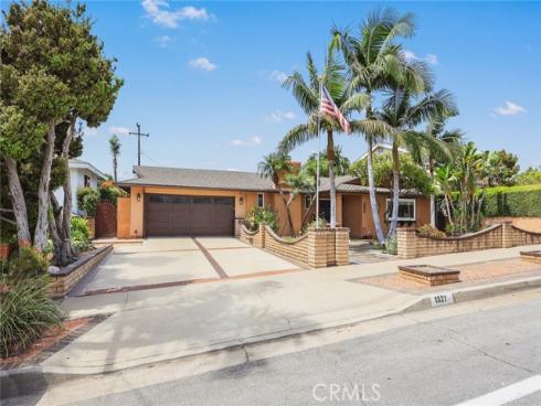 1321 N Puente Street, Brea, CA