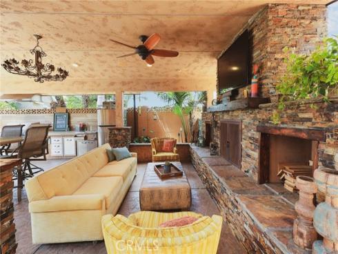 1321 N Puente Street, Brea, CA