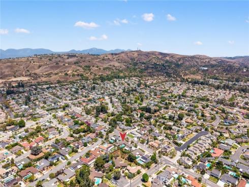 1321 N Puente Street, Brea, CA