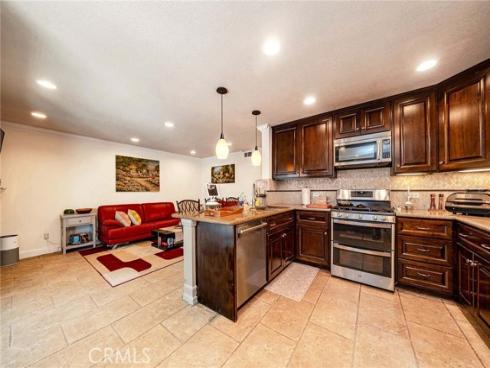 141  Meadowcreek  , Brea, CA