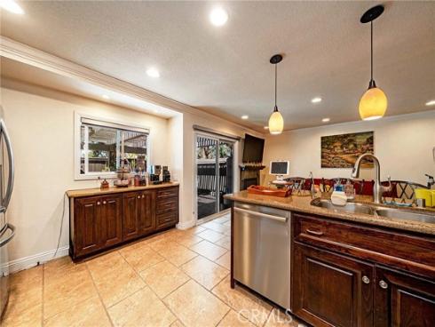 141  Meadowcreek  , Brea, CA