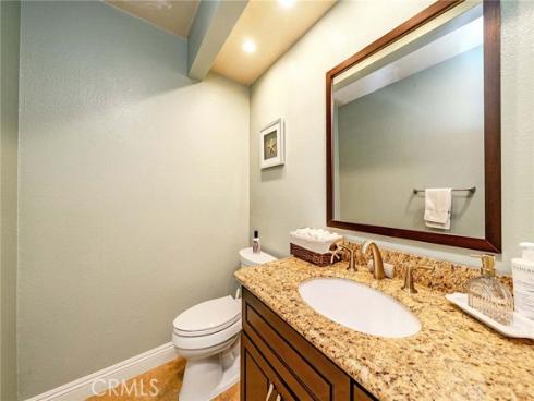 141  Meadowcreek  , Brea, CA