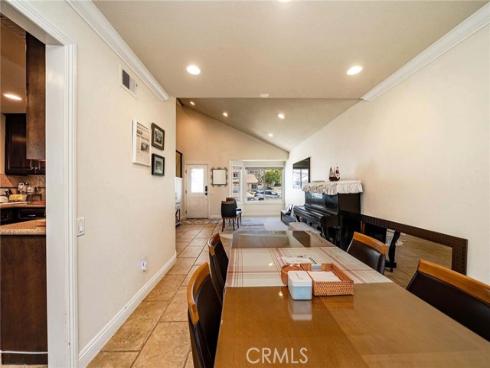 141  Meadowcreek  , Brea, CA