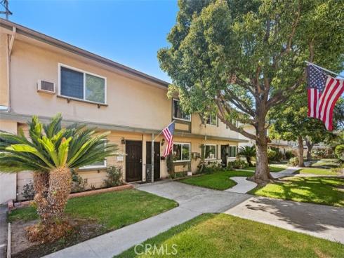 8806  Valley View  B  Street, Buena Park, CA