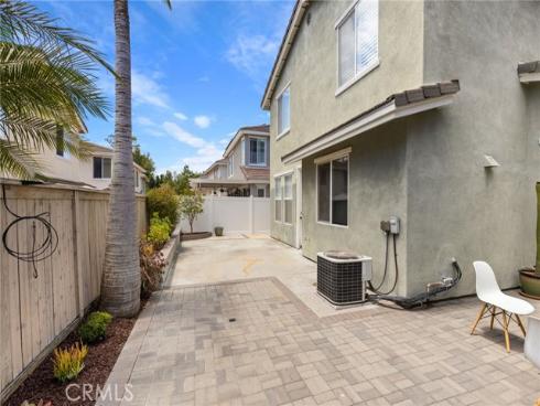 10  Bayview   Drive, Buena Park, CA