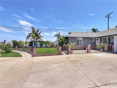 6374  San Ruben  , Buena Park, CA