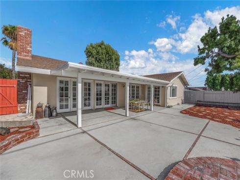 5621  Kenwood   Avenue, Buena Park, CA