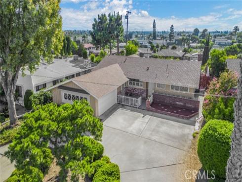 5621  Kenwood   Avenue, Buena Park, CA