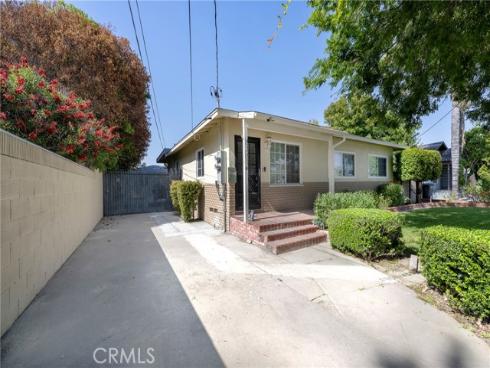 8261  4th   Street, Buena Park, CA