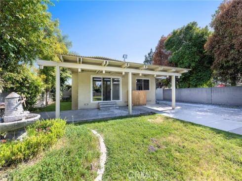 8261  4th   Street, Buena Park, CA