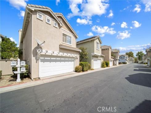 56  Windward   Way, Buena Park, CA